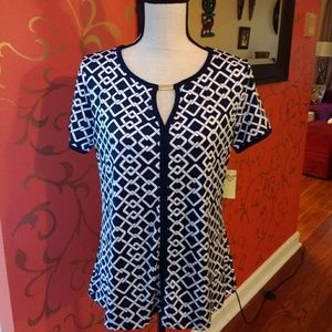 Geometric print blouse